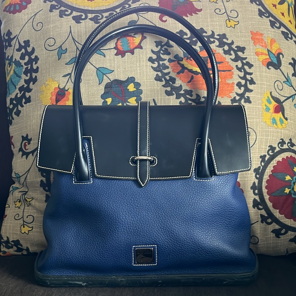 Dooney & Bourke handbag